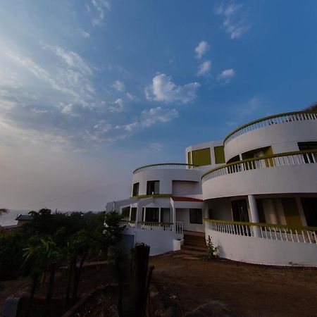 Villa Infinity By The Sea Murud  Ngoại thất bức ảnh