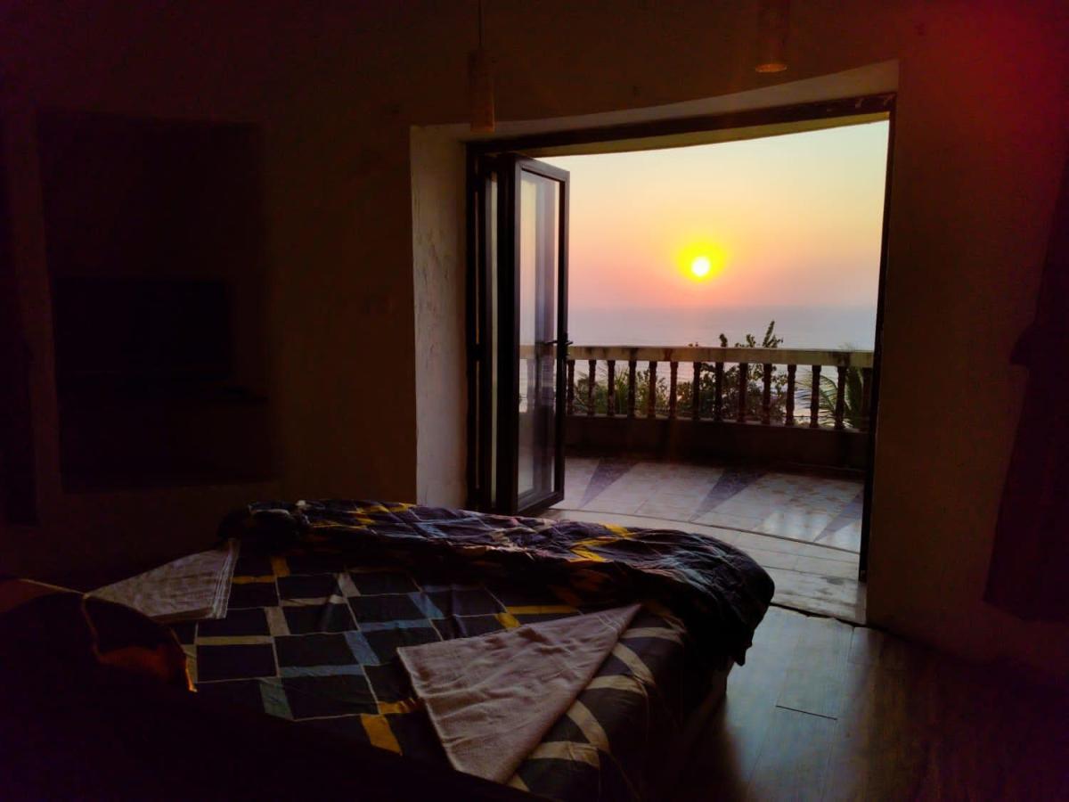Villa Infinity By The Sea Murud  Ngoại thất bức ảnh
