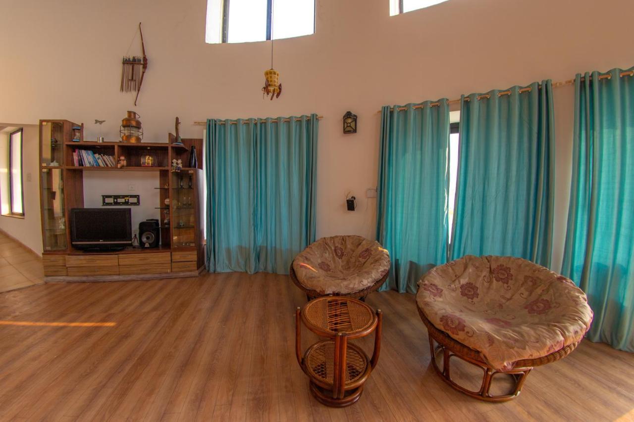 Villa Infinity By The Sea Murud  Ngoại thất bức ảnh