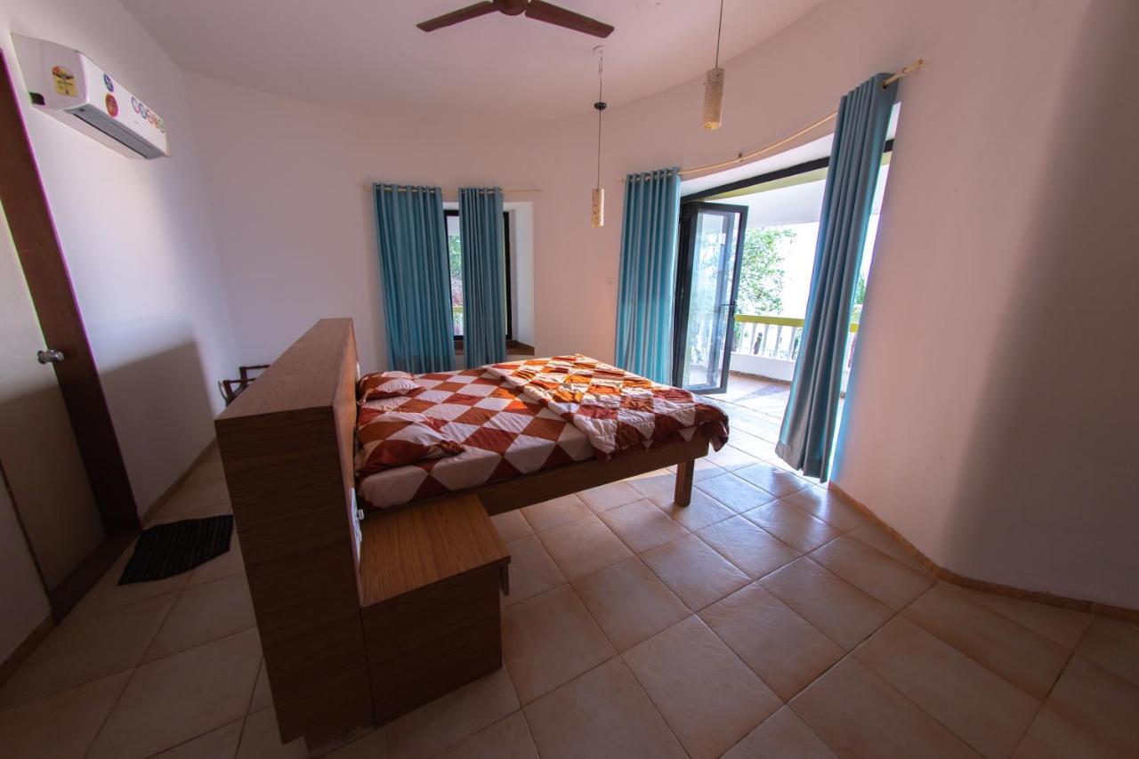 Villa Infinity By The Sea Murud  Ngoại thất bức ảnh